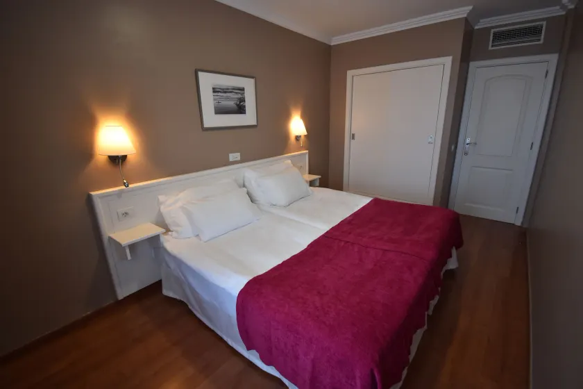 Coral La Quinta Park Suites - Zimmer