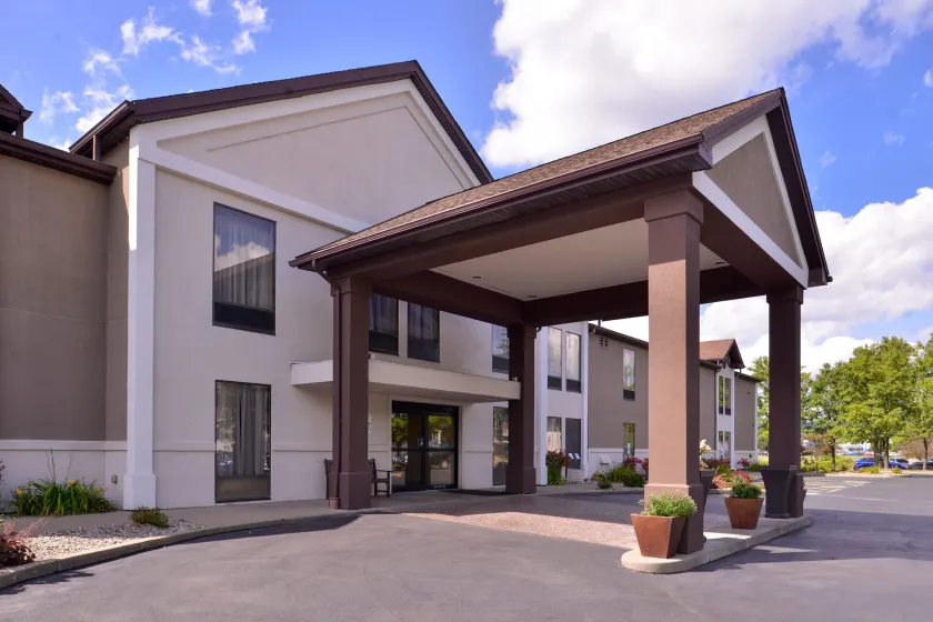 Best Western Plus University Inn - Image 1