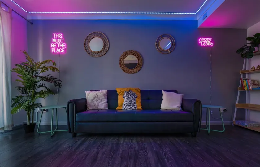 Family Holiday Home With Hot Tub Sleeps 8 - Image 1