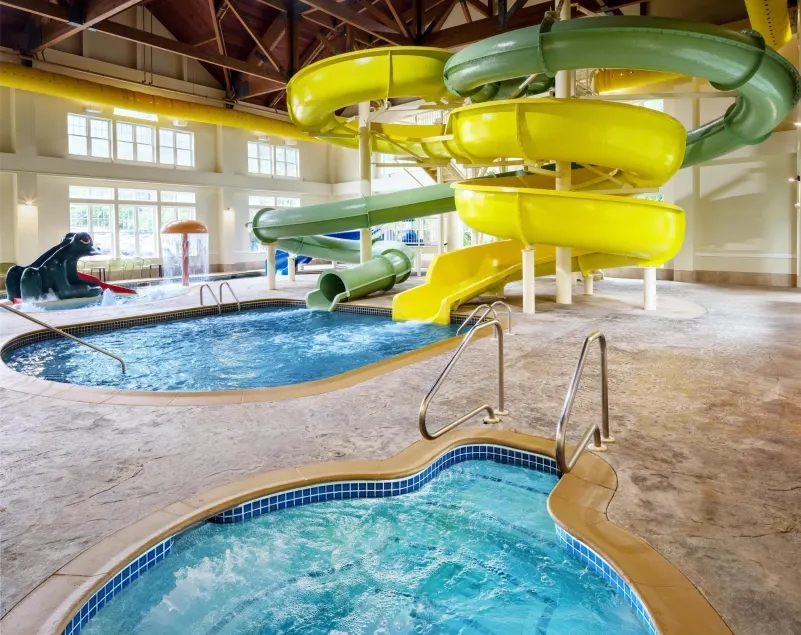Hampton Inn & Suites North Conway - Image 1
