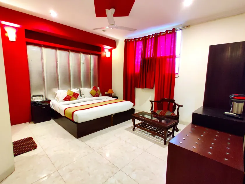 Unistar Rooms - Image 1