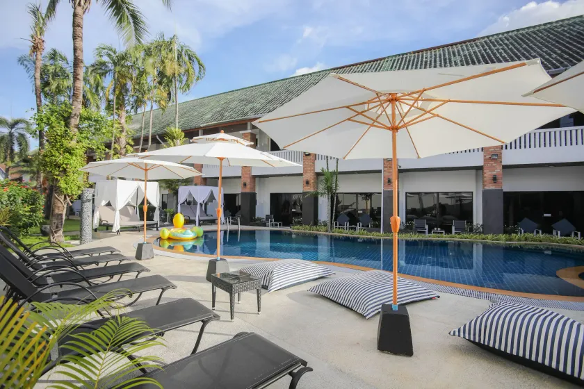 ETK Patong Resort - Image 1