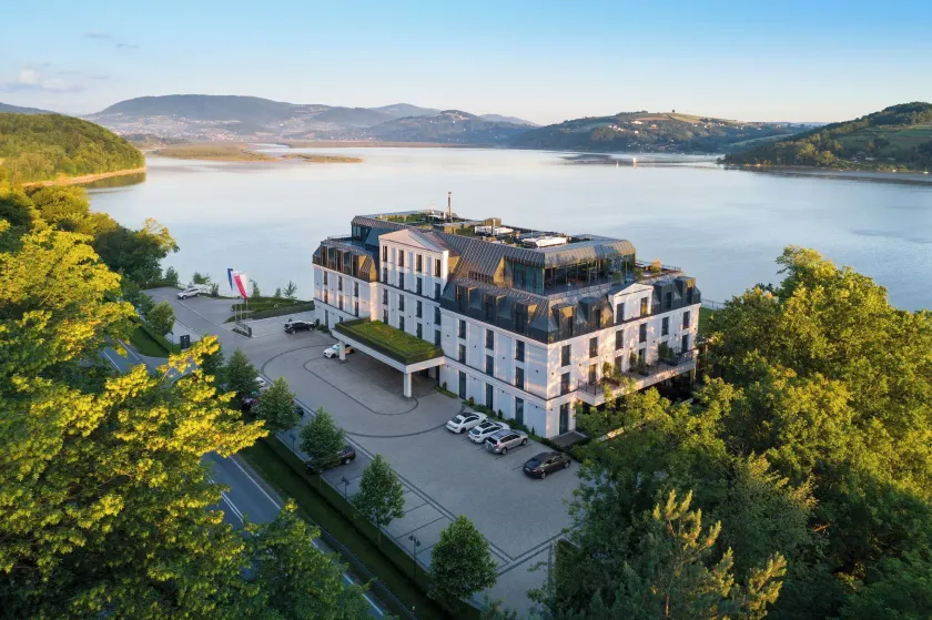 Heron Live Hotel Marina & SPA - Image 1