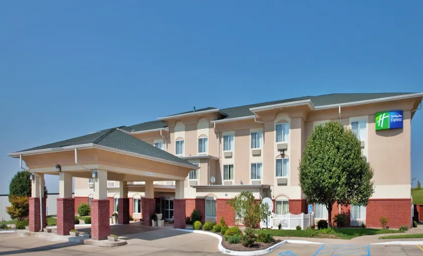 Holiday Inn Express Boonville by IHG - Image 1