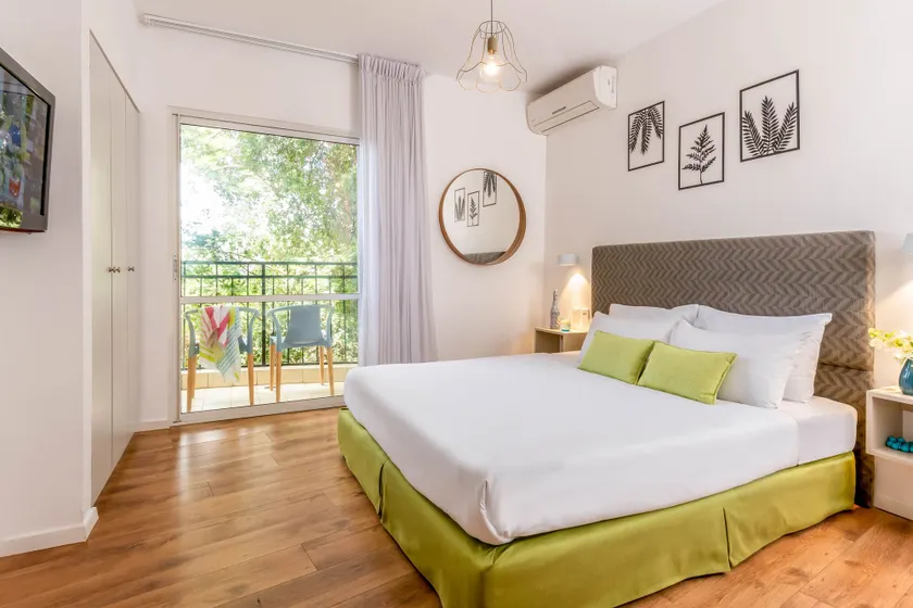 Travel Hotel Eilon - Image 1