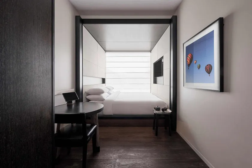 Little National Hotel Canberra - Image 1