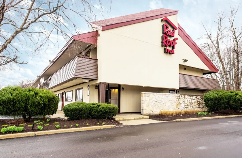 Red Roof Inn Indianapolis South - Image 1