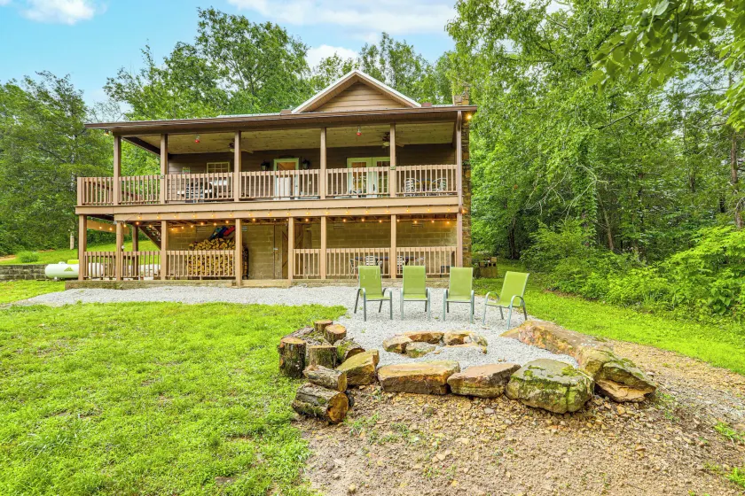 'creekside Hideaway' w/ Fire Pit + Creek Access! - Image 1