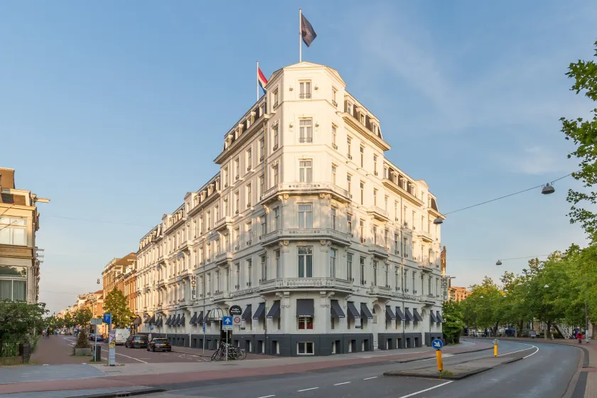 Leonardo Hotel Amsterdam Museum Quarter - Image 1