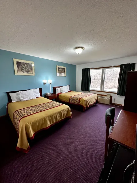 Attica Inn - Image 1