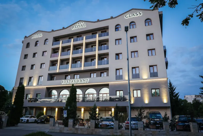 Royal Class Hotel - Image 1