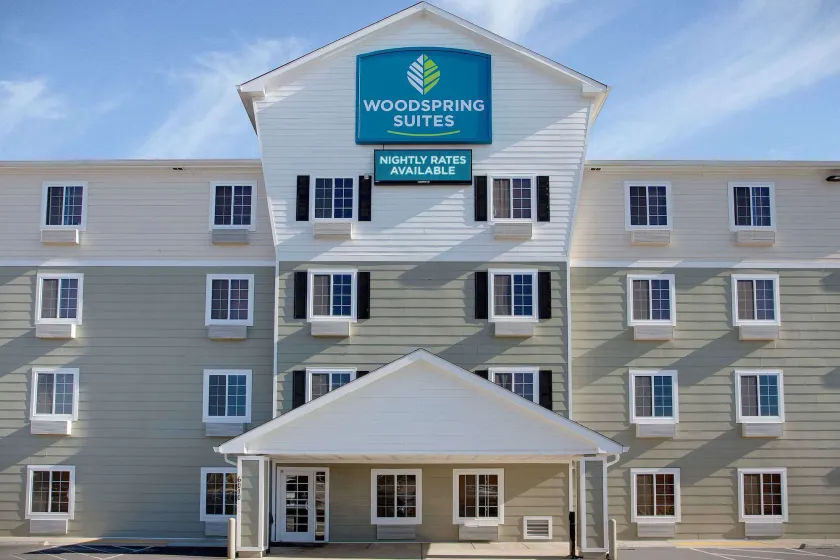 WoodSpring Suites Washington DC Andrews AFB - Image 1
