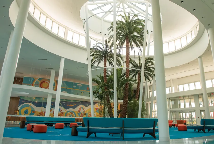 Universal's Cabana Bay Beach Resort - Lobby