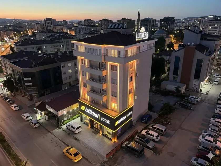 Lumiera Suites Hotel - Image 1
