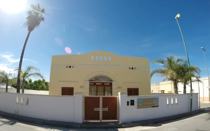 Affittacamere Torre Lapillo - Image 1