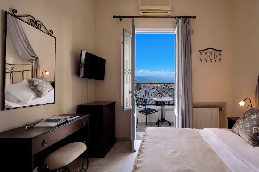 Ikio Concept Santorini - Image 1