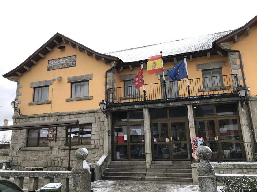 Hostal Puerto - Image 1