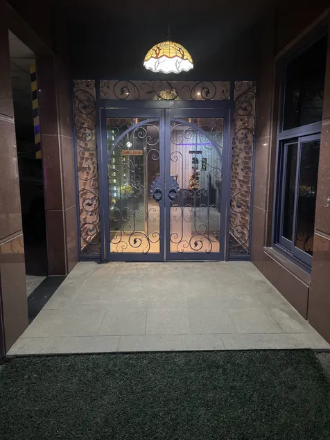 Equus Motel - Reception
