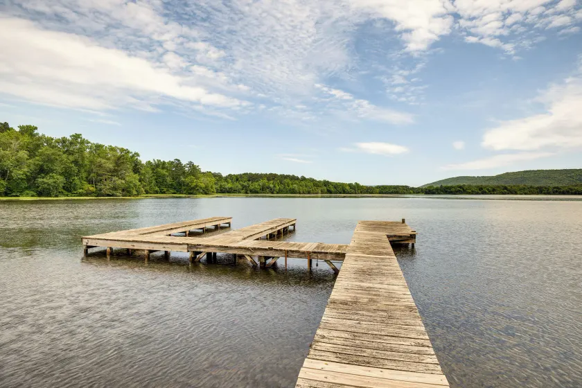 Fire Pit + Bbq: Lake Guntersville Family Home - Image 1