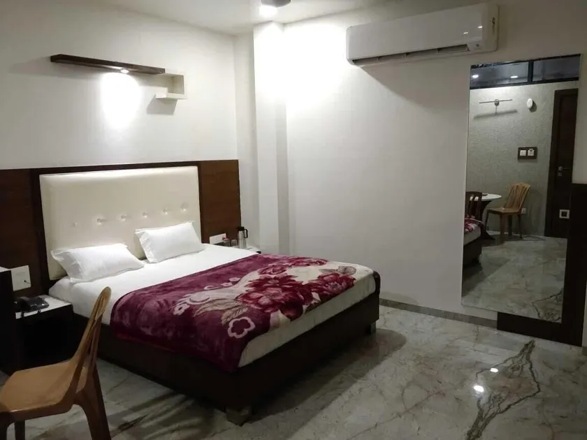 Hotel Geetanjali - Chambre