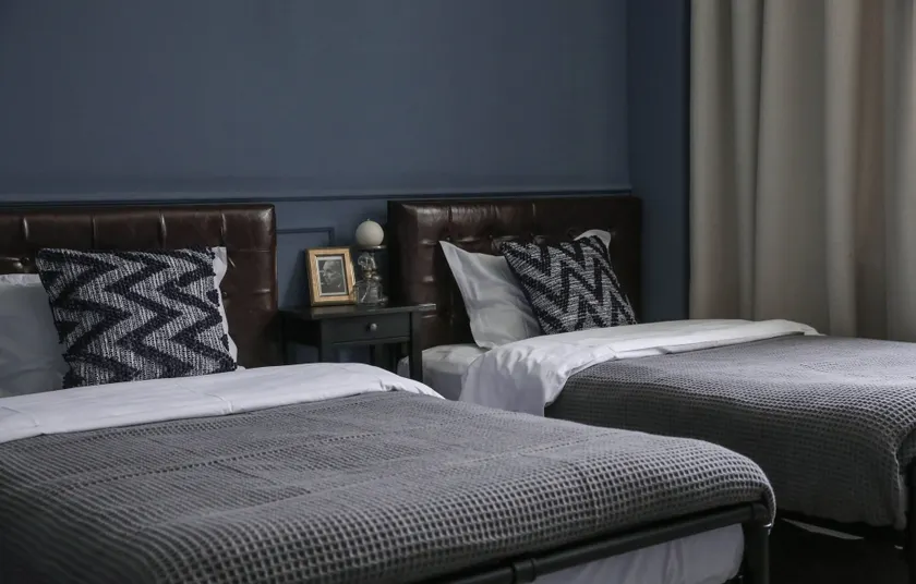 Iris House Hotel - Image 1