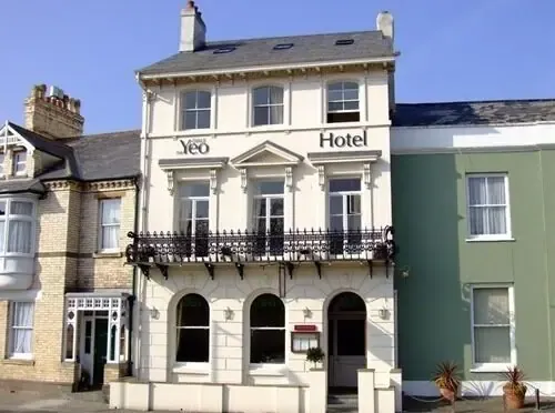 Yeo Dale Hotel - Image 1