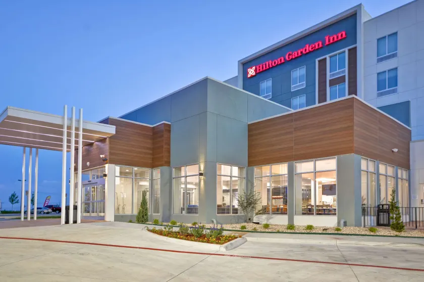 Hilton Garden Inn Tulsa-Broken Arrow - Image 1