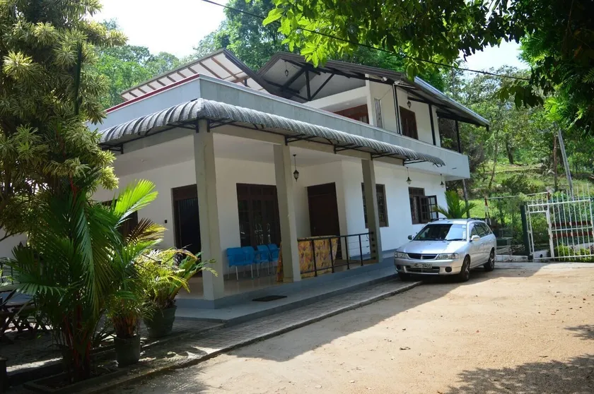 Elkaduwa Bungalow - Image 1