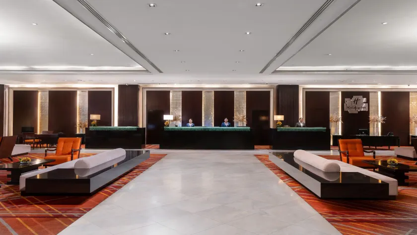 Holiday Inn Bangkok Silom by IHG - Lobby