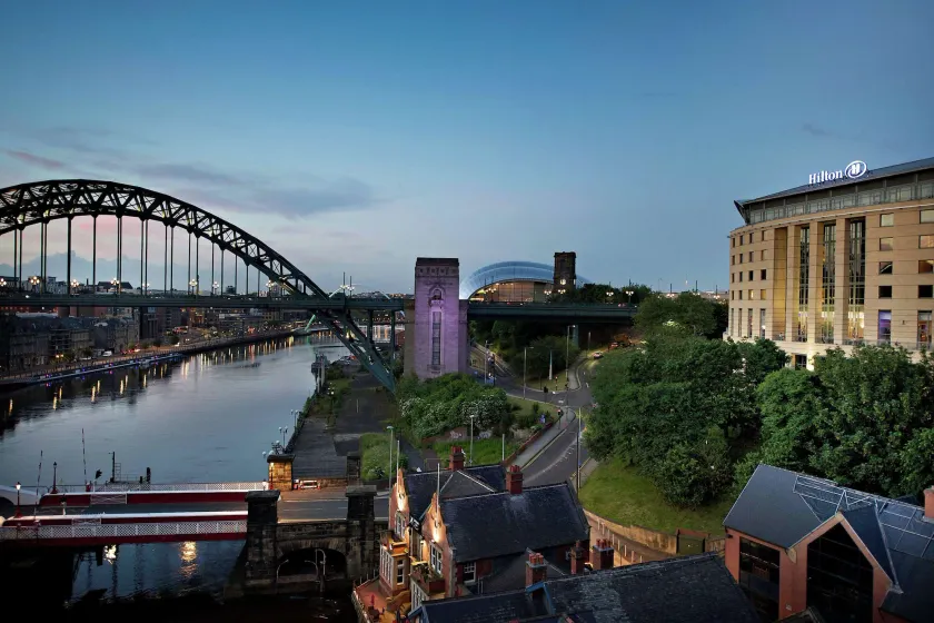 Hilton Newcastle Tyne Bridge - Image 1