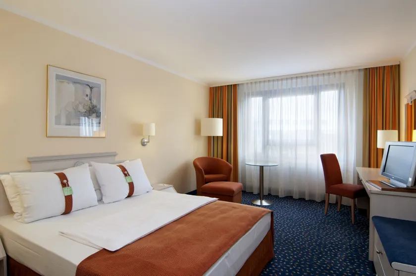 Holiday Inn Stuttgart by IHG - Room
