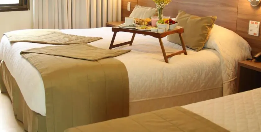 Hotel Continental Business - 200 metros do Complexo Hospitalar Santa Casa - Image 1