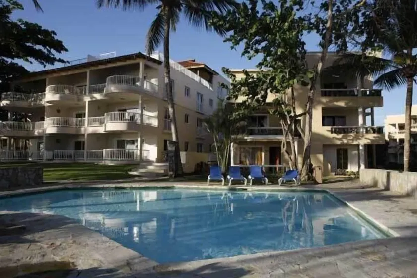 Kite Beach Hotel - Image 1