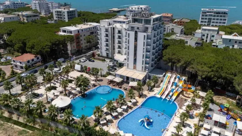 Henry Resort And Spa  - Image 1