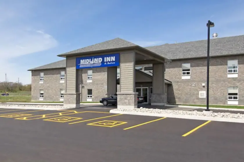 Midland Inn & Suites - Image 1