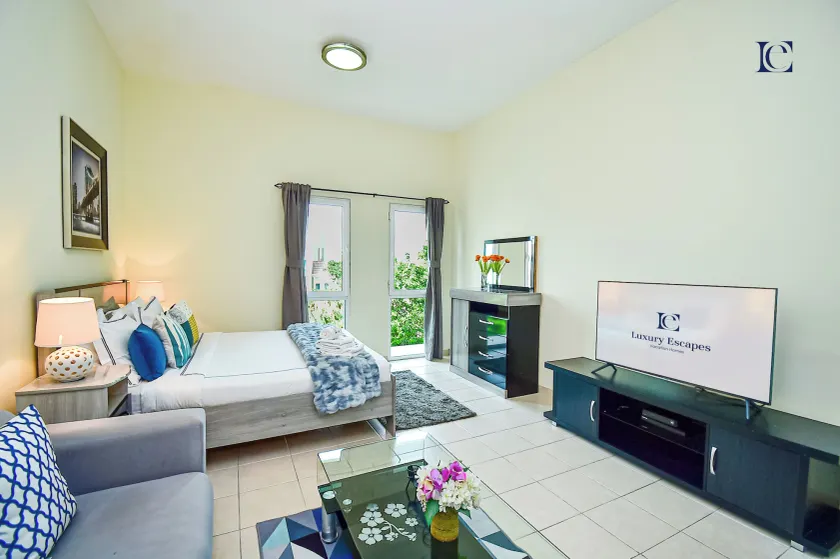 Luxury Escapes - Cozy budget studio near Metro & Ibn Battuta Mall - MOG190 DG - Image 1