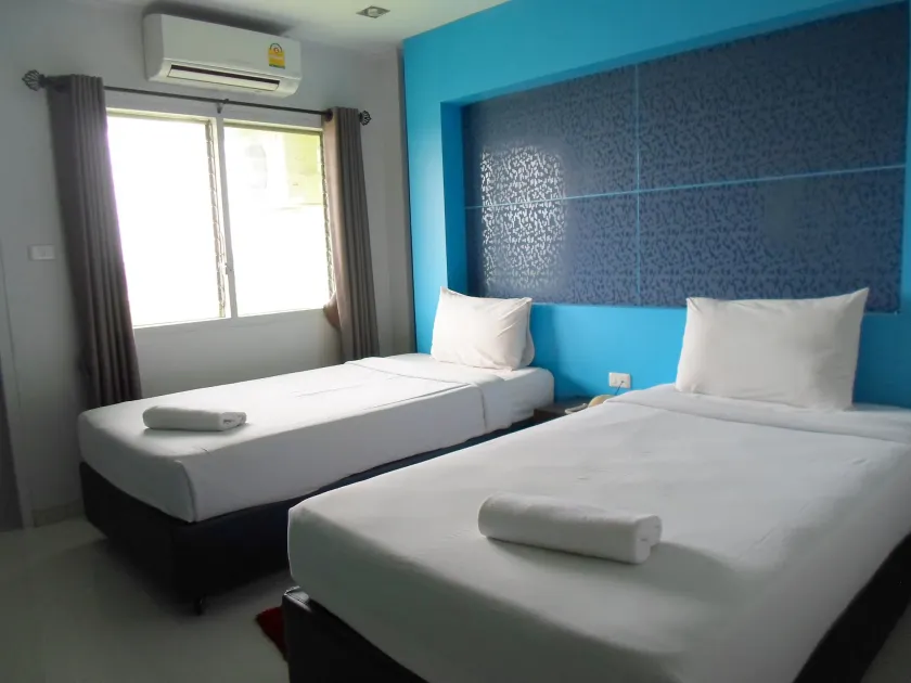 Phongkaew Hotel - Image 1