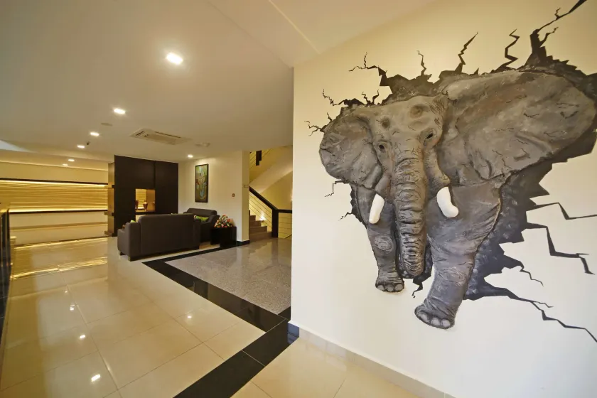 Best Western Premier Garden Hotel Entebbe - Image 1