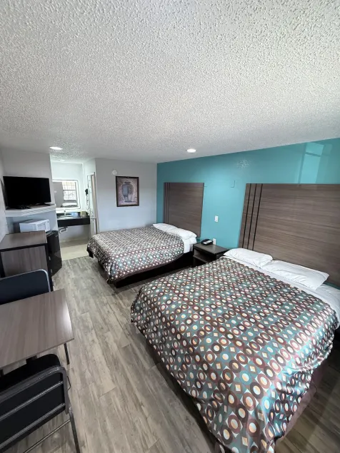 Relax Inn  - Image 1