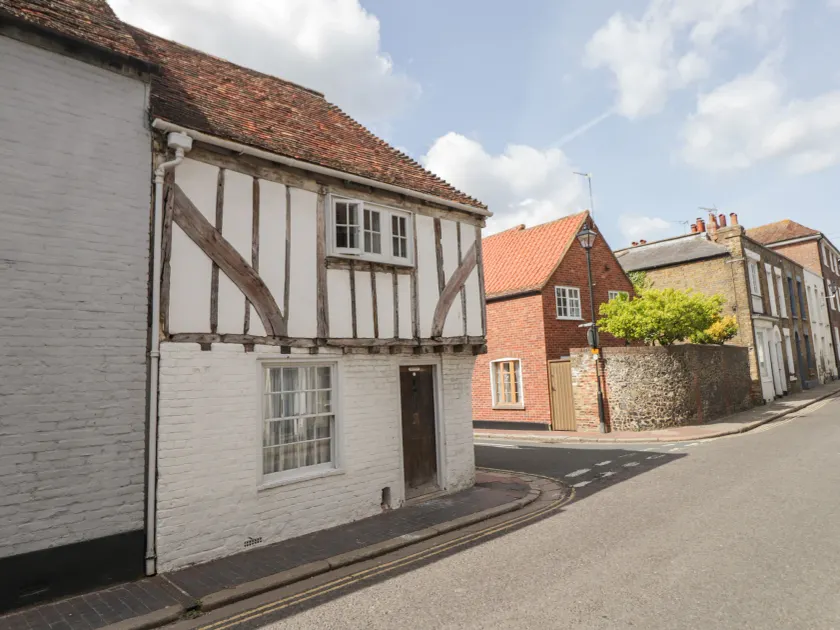 Tudor Cottage - Image 1