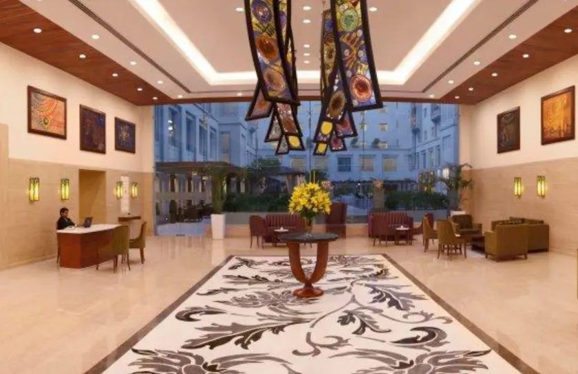 Lemon Tree Premier, Delhi Airport - Interior entrance