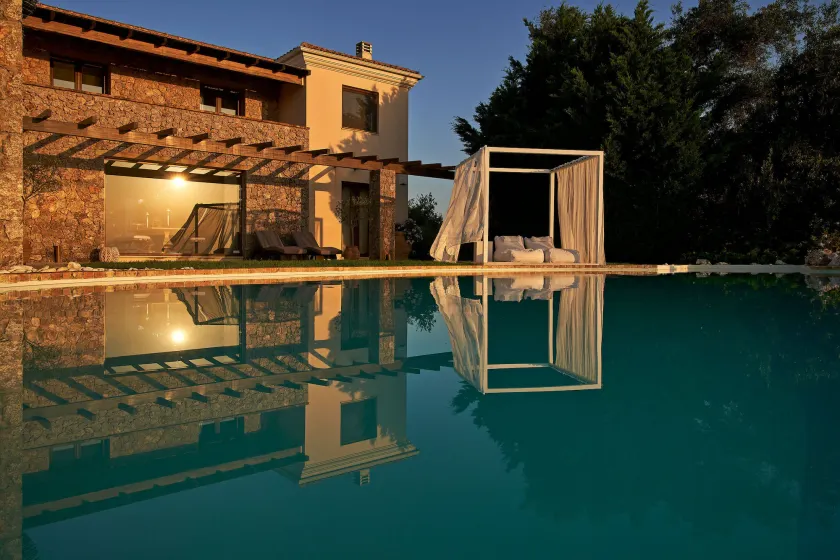 Luxury Villa Piedra - Image 1