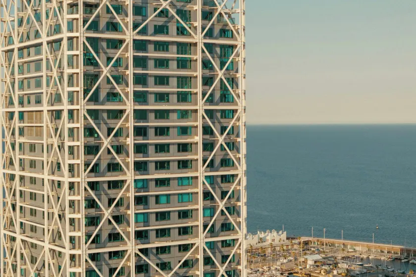 Hotel Arts Barcelona - Image 1