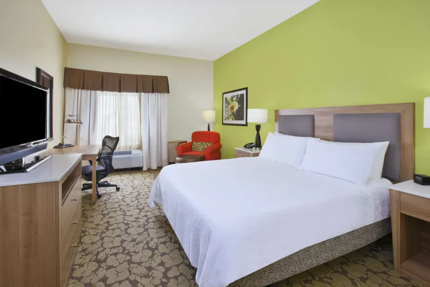 Hilton Garden Inn Wichita - Image 1