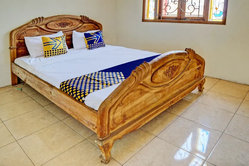 SPOT ON 93144 Homestay H. Syarif Syariah - Bandar Gresik 2 - Image 1
