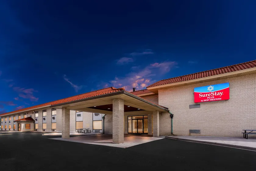 SureStay Plus by Best Western Windsor - Image 1