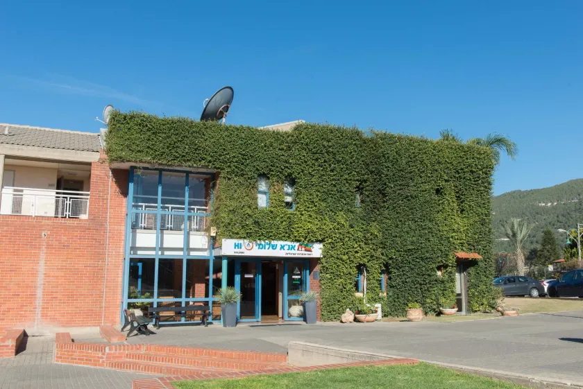 HI - Shlomi Hostel - Image 1