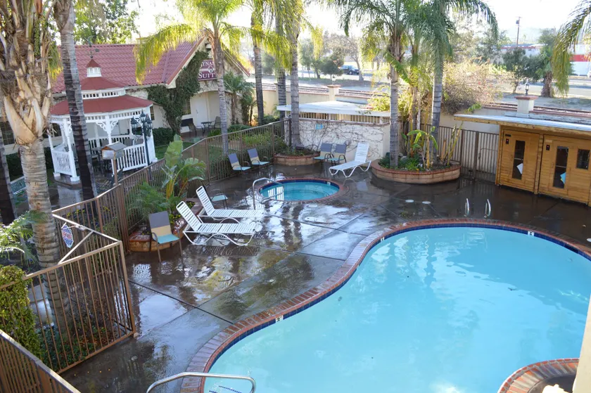 Dynasty Suites Redlands - Image 1