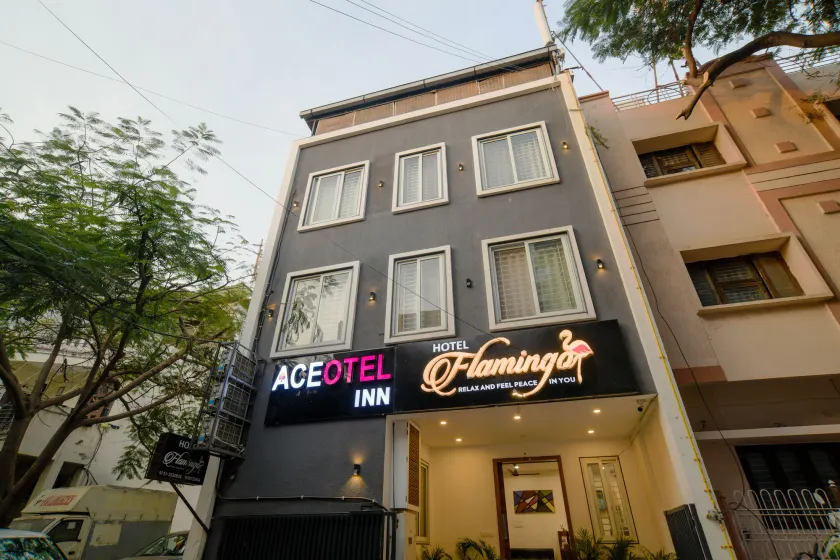 Aceotel Inn Flamingo - Image 1