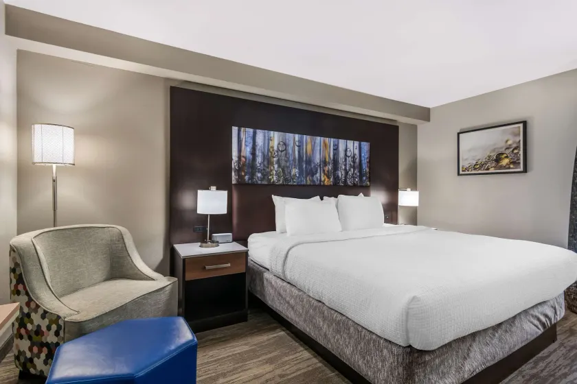 Best Western Atlanta-Marietta Ballpark Hotel - Image 1